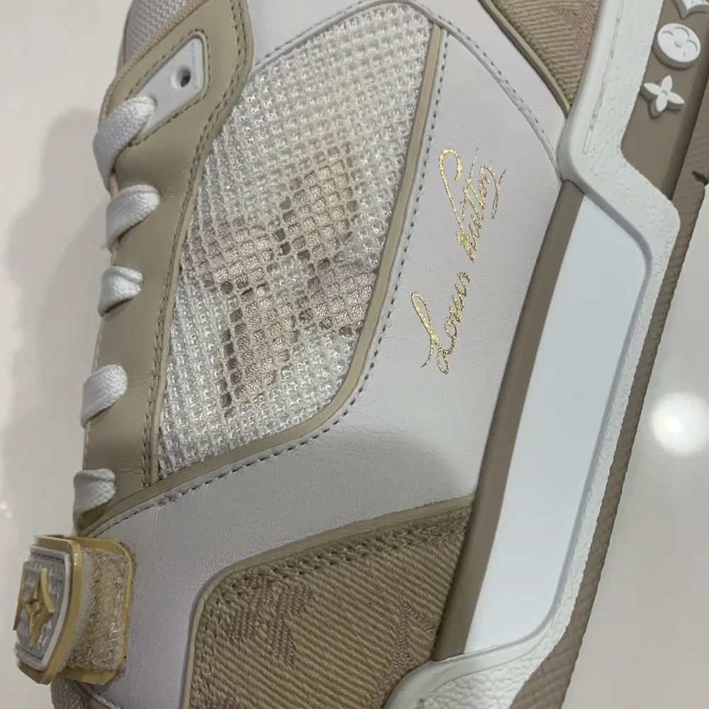 Louis Vuitton lv trainer tan monogram sneakers sz 11 LV us 12 strap - Picture 4 of 11